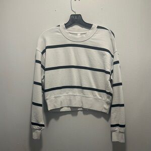 Lululemon Athletica Black and White Crewneck
